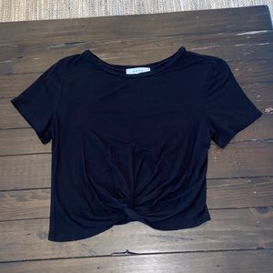 Gaze black crop top
